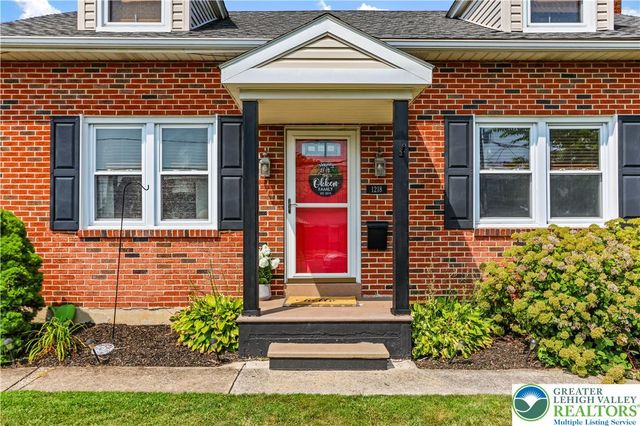 1218 Howertown Road, North Catasauqua Bor, PA 18032