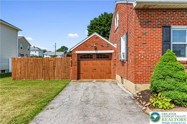 1218 Howertown Road, North Catasauqua Bor, PA 18032