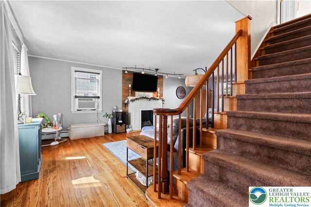 1218 Howertown Road, North Catasauqua Bor, PA 18032