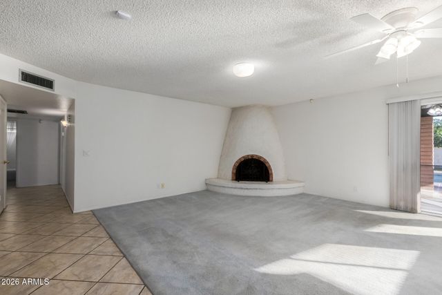 1051 E GLADE Avenue, Mesa, AZ 85204