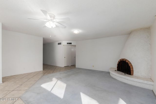 1051 E GLADE Avenue, Mesa, AZ 85204