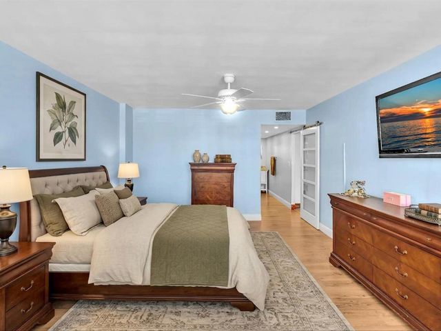 1147 Hillsboro Mile 201, Hillsboro Beach, FL 33062