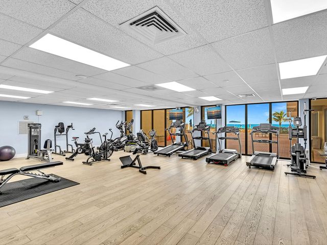 1147 Hillsboro Mile 201, Hillsboro Beach, FL 33062