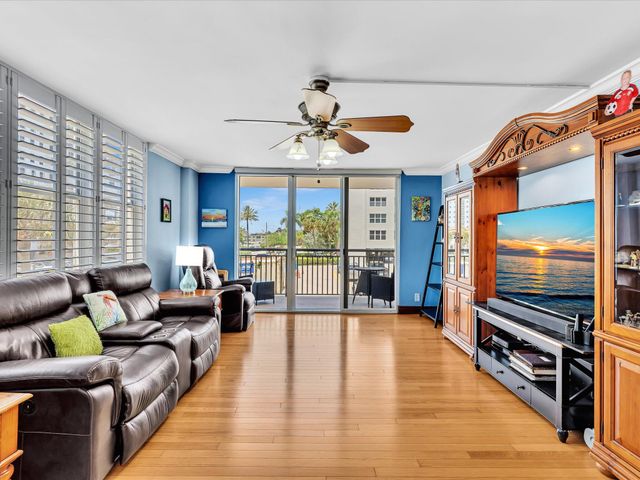 1147 Hillsboro Mile 201, Hillsboro Beach, FL 33062