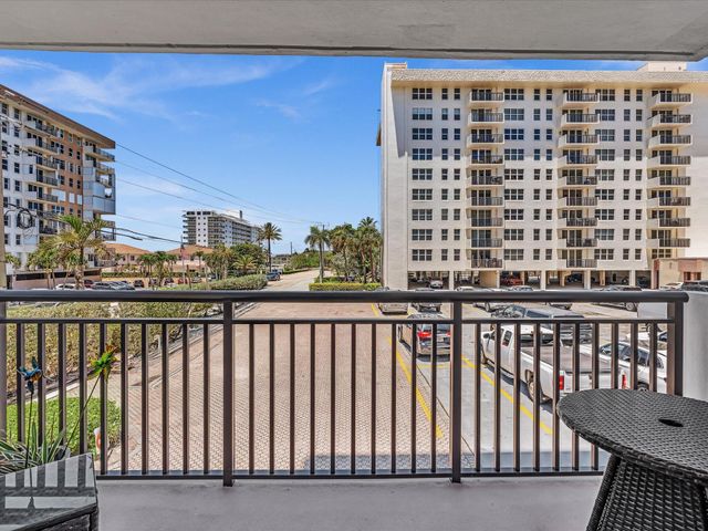 1147 Hillsboro Mile 201, Hillsboro Beach, FL 33062