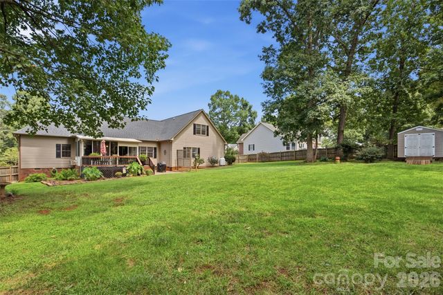 150 Saddlewood Lane, Statesville, NC 28625