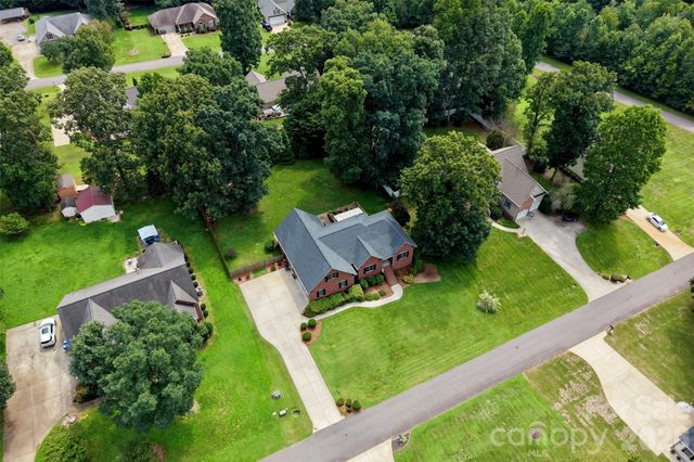 150 Saddlewood Lane, Statesville, NC 28625