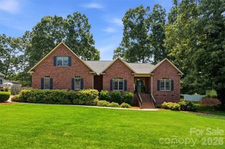 150 Saddlewood Lane, Statesville, NC 28625