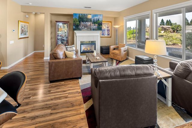 380 Lilypond Ln, Lincoln, CA 95648