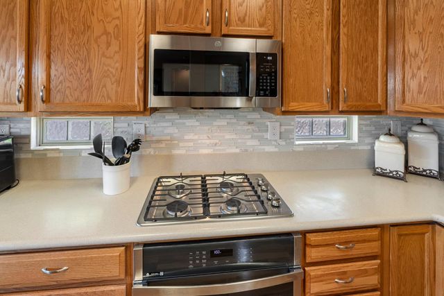 380 Lilypond Ln, Lincoln, CA 95648