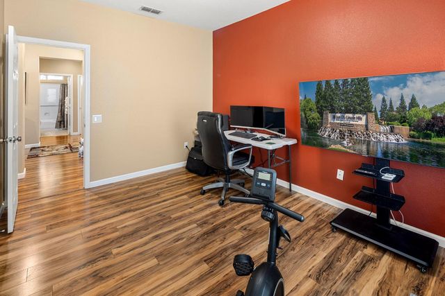 380 Lilypond Ln, Lincoln, CA 95648