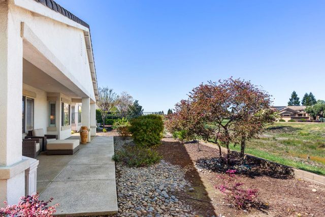380 Lilypond Ln, Lincoln, CA 95648