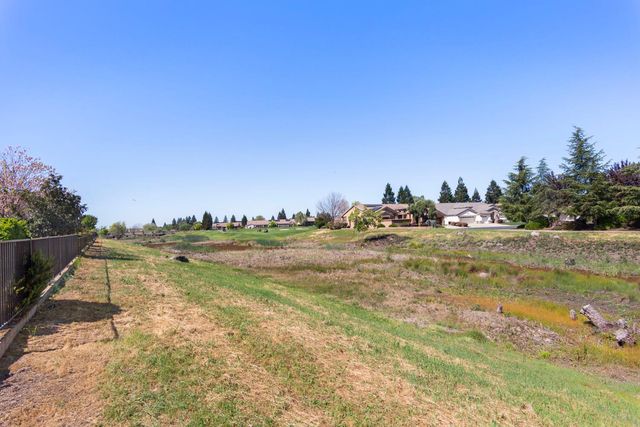 380 Lilypond Ln, Lincoln, CA 95648