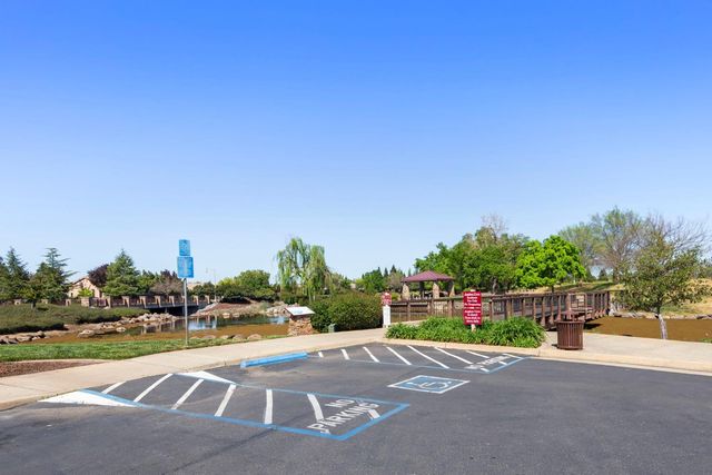 380 Lilypond Ln, Lincoln, CA 95648