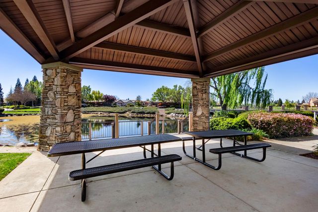 380 Lilypond Ln, Lincoln, CA 95648