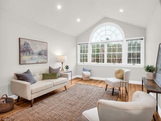 97 Great Road 5, Acton, MA 01720