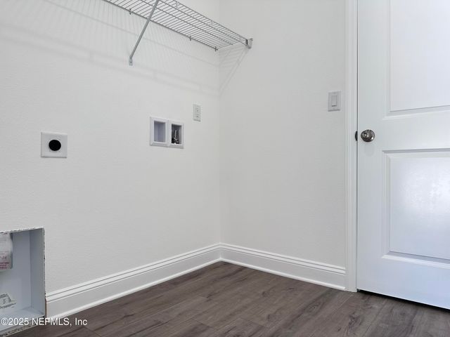 7622 HULL Street, Jacksonville, FL 32219