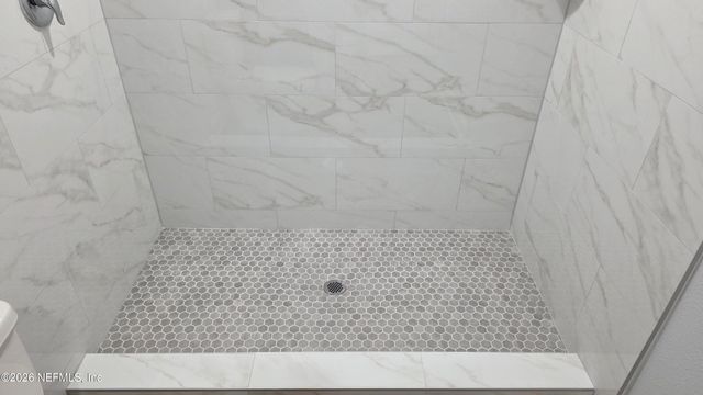 7622 HULL Street, Jacksonville, FL 32219