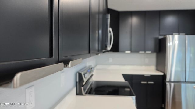 7622 HULL Street, Jacksonville, FL 32219