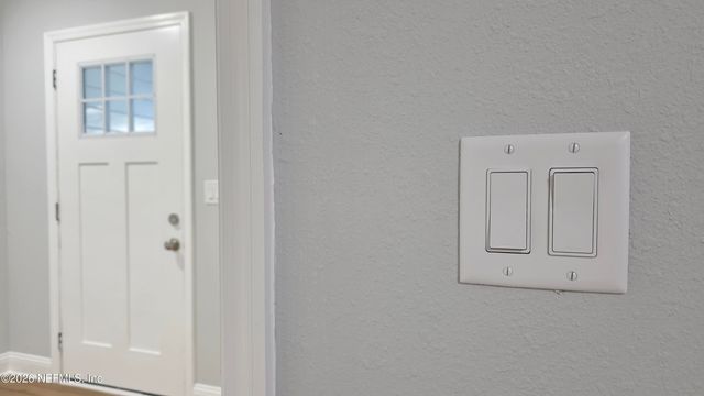 7622 HULL Street, Jacksonville, FL 32219