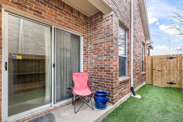 7712 Smugglers Cove, Arlington, TX 76016