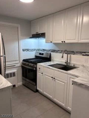 13 Carolyn Terrace A, Roselle Boro, NJ 07203