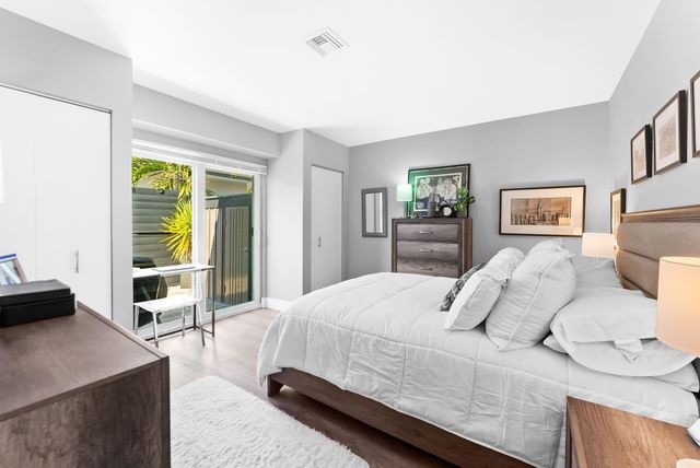 1200 NE 17th Court 3, Fort Lauderdale, FL 33305