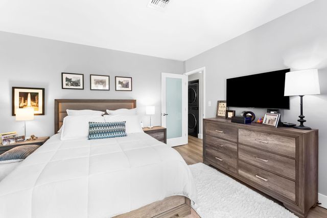 1200 NE 17th Court 3, Fort Lauderdale, FL 33305