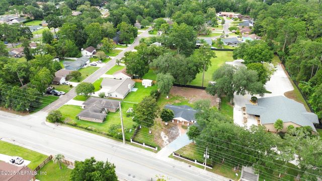 2039 OLD MIDDLEBURG Road N, Jacksonville, FL 32210