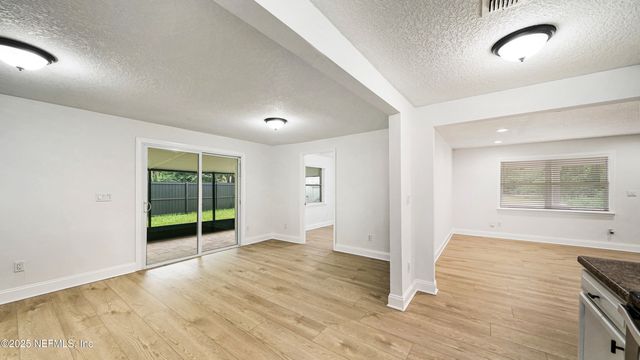 2039 OLD MIDDLEBURG Road N, Jacksonville, FL 32210