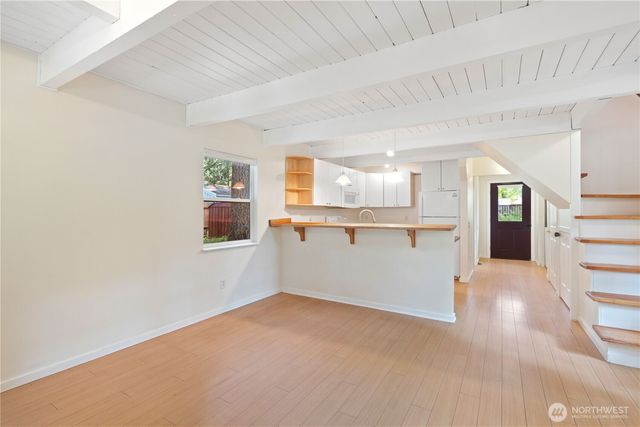 6182 Chestnut Drive, Maple Falls, WA 98266