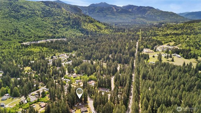 6182 Chestnut Drive, Maple Falls, WA 98266