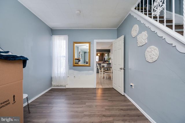 1042 CHURCH ST, Reading, PA 19601