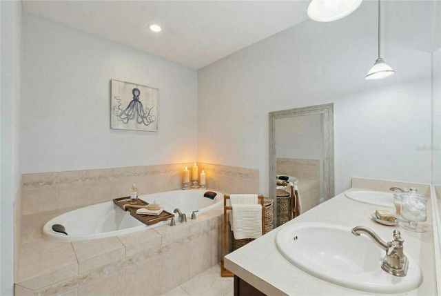 16805 BEAUCLAIRE COURT, Tavares, FL 32778