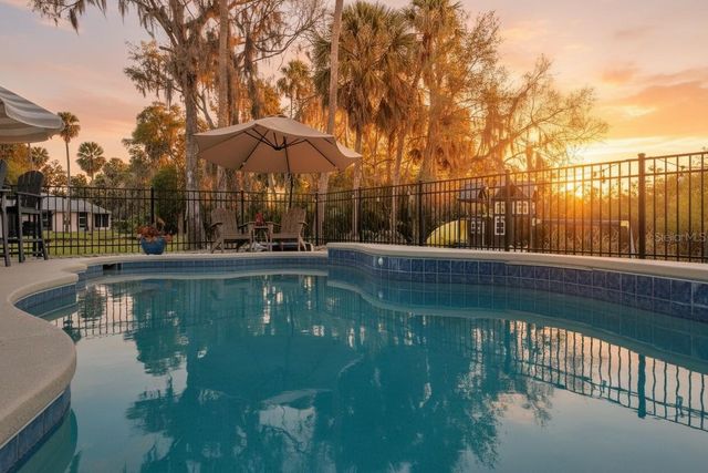 16805 BEAUCLAIRE COURT, Tavares, FL 32778