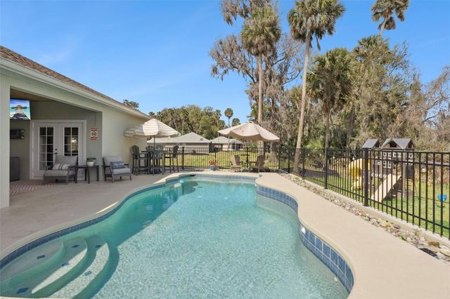 16805 BEAUCLAIRE COURT, Tavares, FL 32778