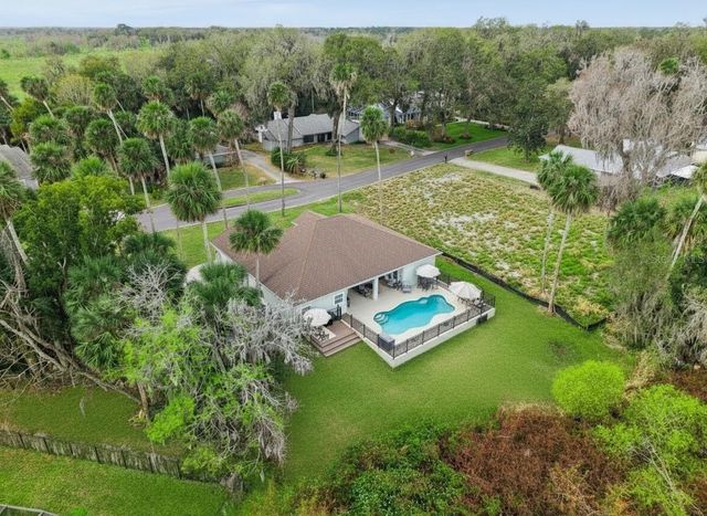 16805 BEAUCLAIRE COURT, Tavares, FL 32778