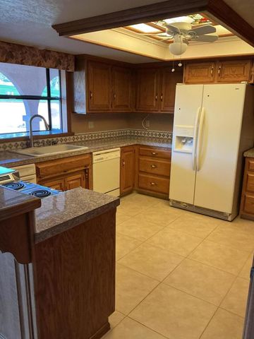 9001 De Vicenzo Court, Desert Hot Springs, CA 92240