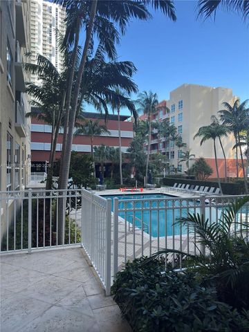 2000 N Bayshore Dr 708, Miami, FL 33137