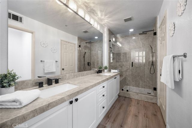 2938 Claremore Lane, Los Alamitos, CA 90720