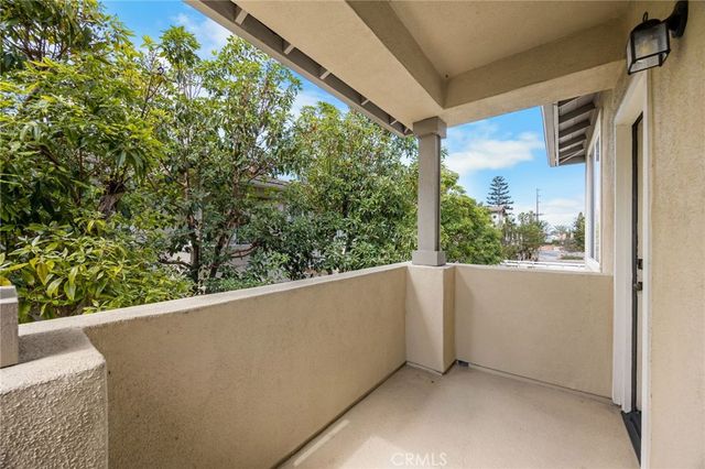 2938 Claremore Lane, Los Alamitos, CA 90720