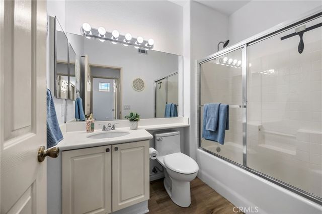 2938 Claremore Lane, Los Alamitos, CA 90720