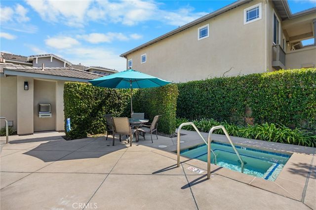 2938 Claremore Lane, Los Alamitos, CA 90720