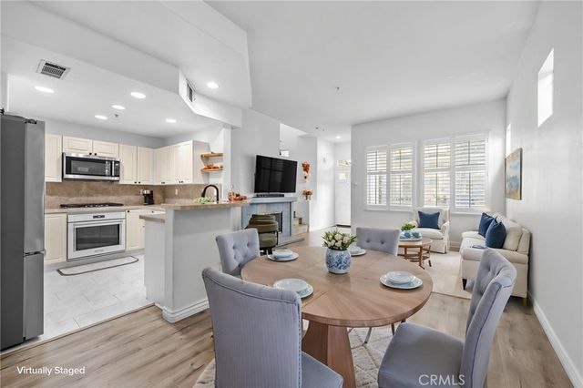 2938 Claremore Lane, Los Alamitos, CA 90720