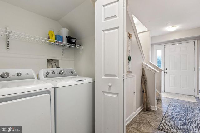 16 HIGHLAND CIR, Newark, DE 19713