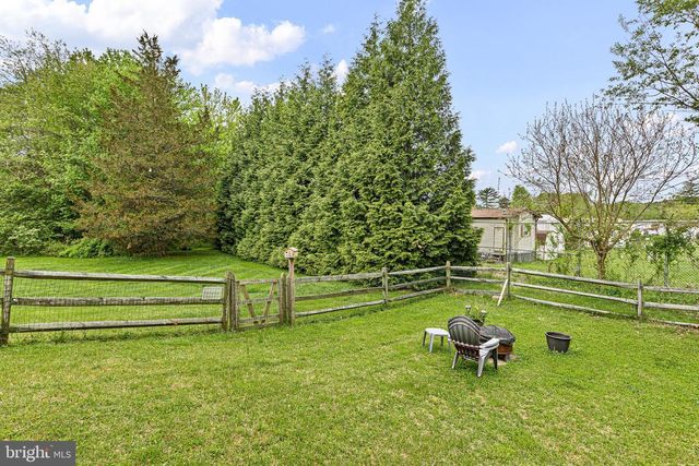 16 HIGHLAND CIR, Newark, DE 19713