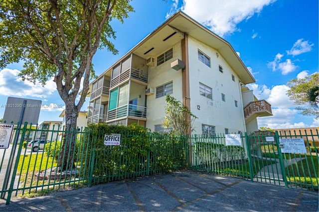 16790 NE 14th Ave 215, Miami, FL 33162