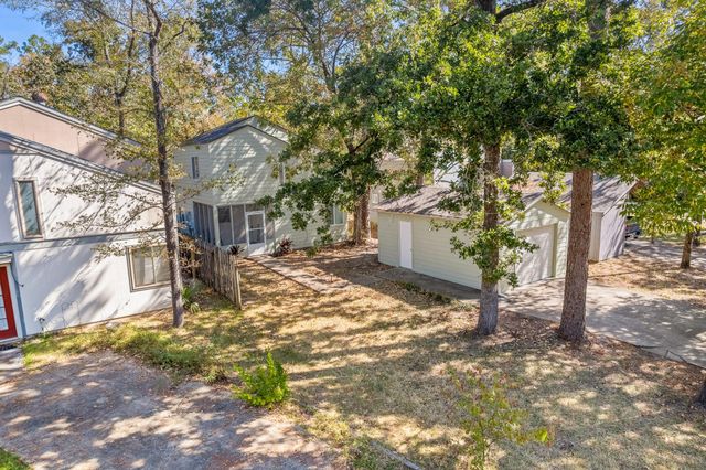 26604 Orchid Court, Huntsville, TX 77320