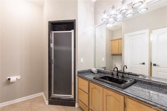 1611 E Mile 3 Road, Palmhurst, TX 78573