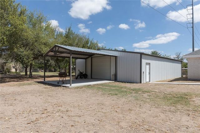 1611 E Mile 3 Road, Palmhurst, TX 78573
